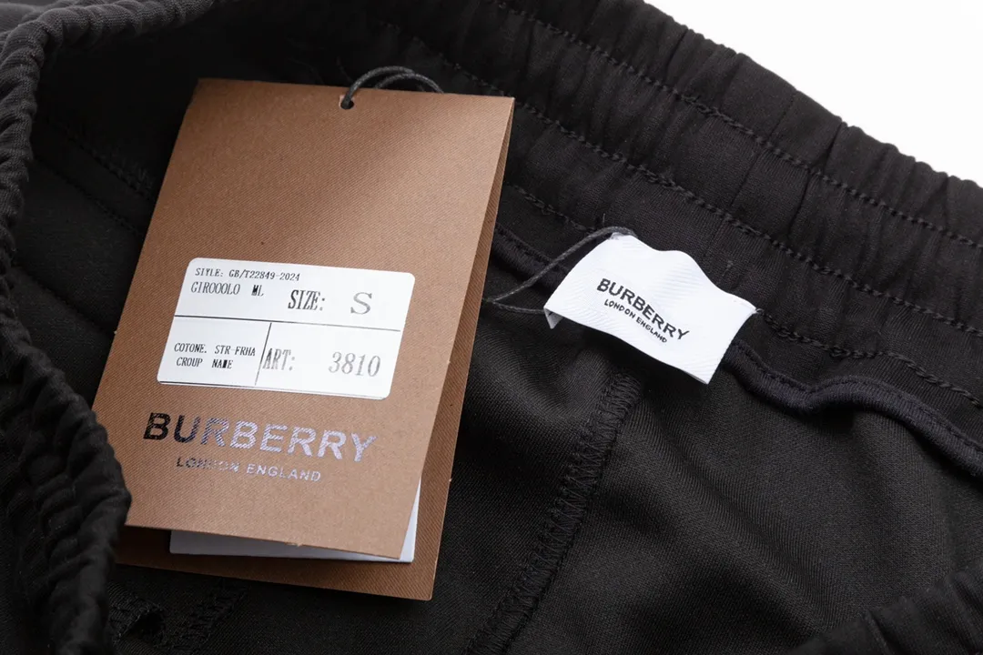 BURBERRY Classic Lo GO 、 Quality 、 、 Breathable Same Style ：Black Sizes： XS Ｓ Ｍ L